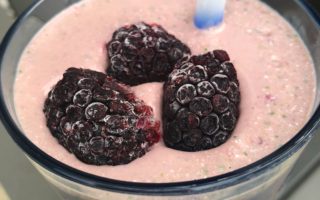 Clean eating Blackberry-Almond Cheesecake Smoothie | No refined sugar, all-natural ingredients, no fillers