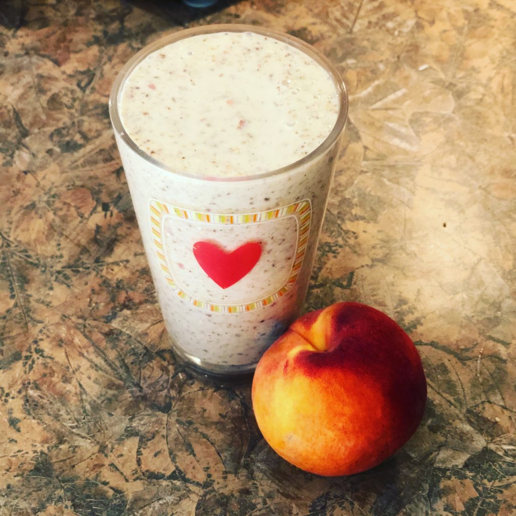 Healthy Peaches and Cream Breakfast Smoothie high-protein low-sugar clean eating recipe