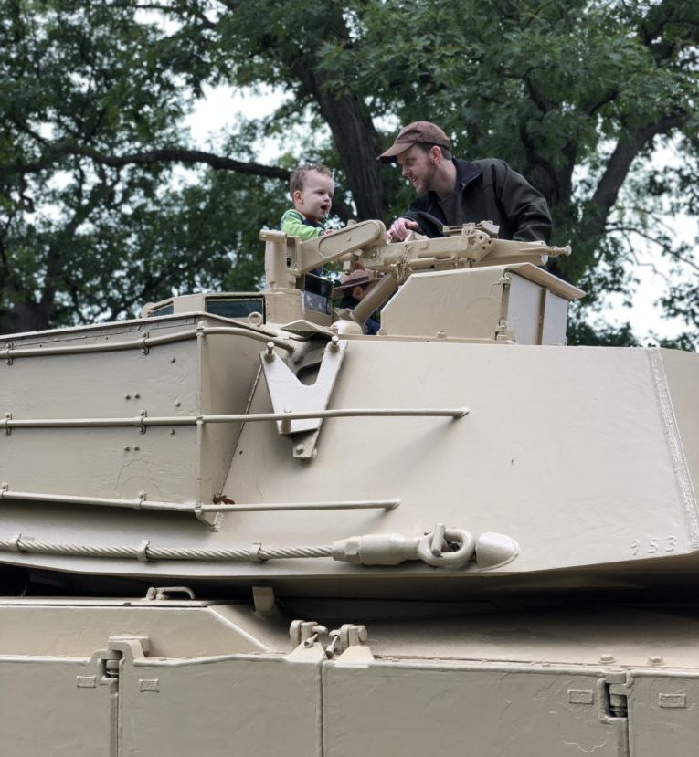 Fun Family Field Trip: Cantigny Park | Tips to explore the gardens and park with kids in tow