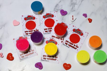 Play-Doh Valentine Printable for Toddlers: Easy Cheap Make-Your-Own Cards with Dollar Store Play-Doh #valentines #toddlers #crafts