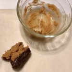 Salted Dark Chocolate Stuffed Date: A totally indulgent but still Paleo vegan chocolate treat #cleansweets #vegan #chocolate #medjooldates