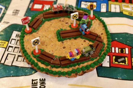 Easy Thomas and Friends Thomas Tank Engine Decorated Cookie Cake | With KitKat train tracks! | #toddlerbirthday #3rdbirthday #trainbirthday