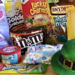 St. Patrick's Day Leprechaun Bait Trail Mix sweet and salty snack mix for kids and adults with cereal, candy, pretzels, more #stpatricksday #leprechaun #snacks #recipes #holidays