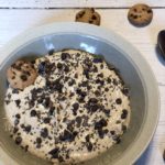 Healthy Cookie Dough Smoothie Bowl | No refined sugar, clean eating breakfast recipe #cleaneating #breakfast #smoothies #healthyeats