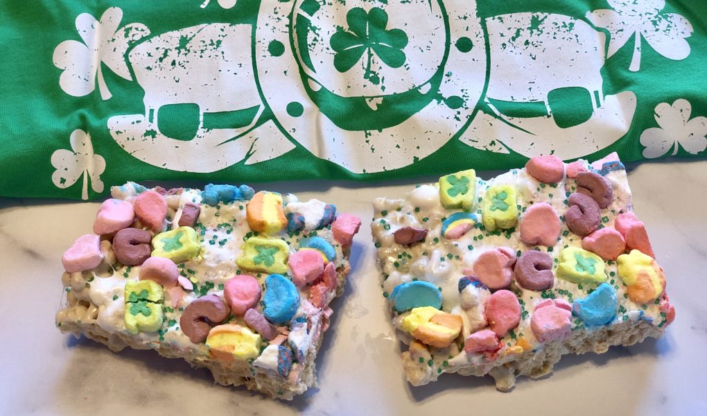 Lucky Charms Leprechaun Treats | A magically delicious twist on classic Rice Krispie Treats #stpatricksday #holidays #ricekrispietreats