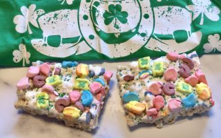 Lucky Charms Leprechaun Treats | A magically delicious twist on classic Rice Krispie Treats #stpatricksday #holidays #ricekrispietreats