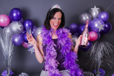 NeverDoneWithFun Turns One: Happy Blogiversary, Baby adult cake smash photo | How the first year of blogging is like the first year of motherhoold #bloglife #blogger #adultcakesmash #cakesmash