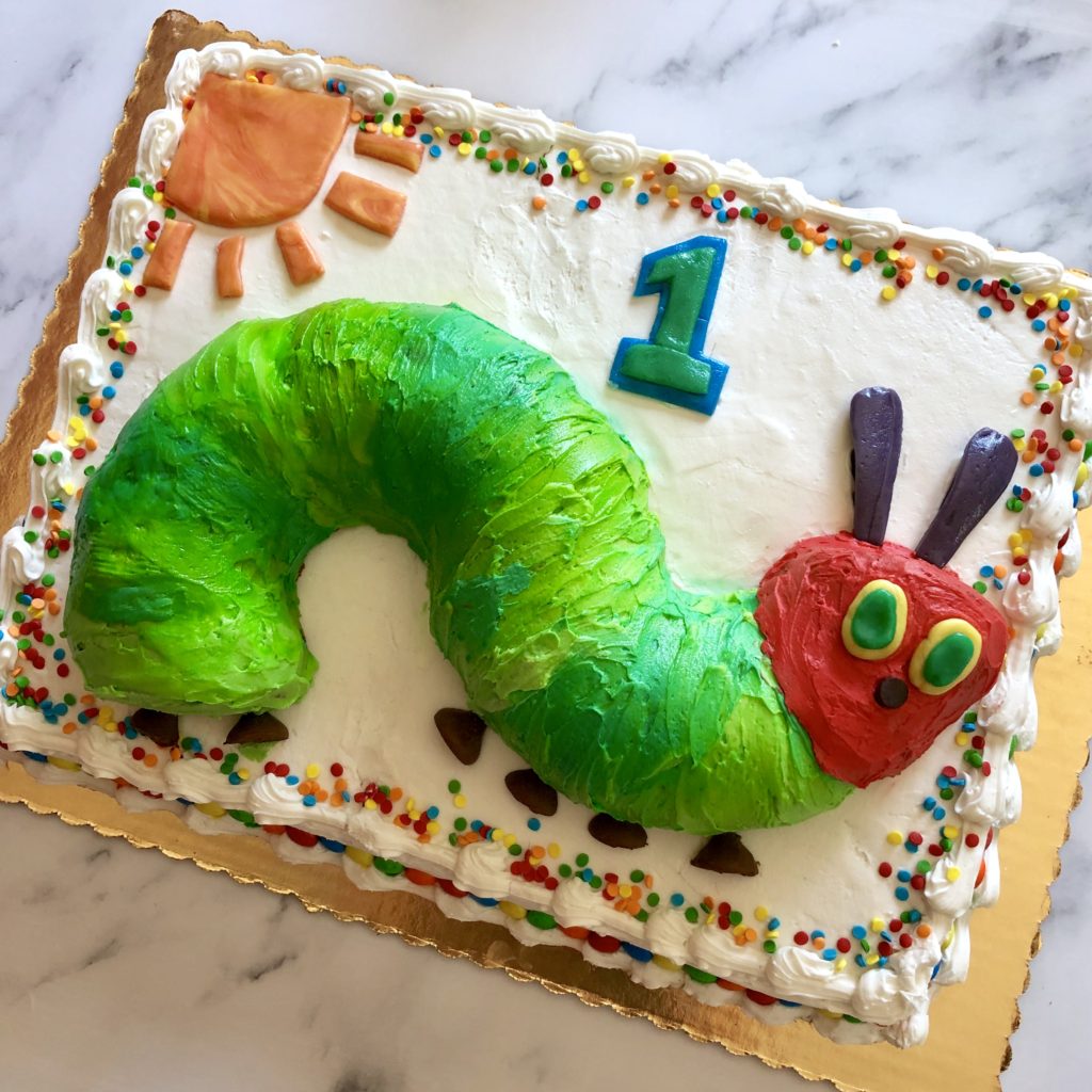 Very Hungry Caterpillar Bundt Cake step-by-step tutorial for semi-homemade cake success. No fondant or decorating tips required! Perfect for 1st birthday or baby shower #veryhungrycaterpillar #cakedecorating #partyinspiration #kidparty