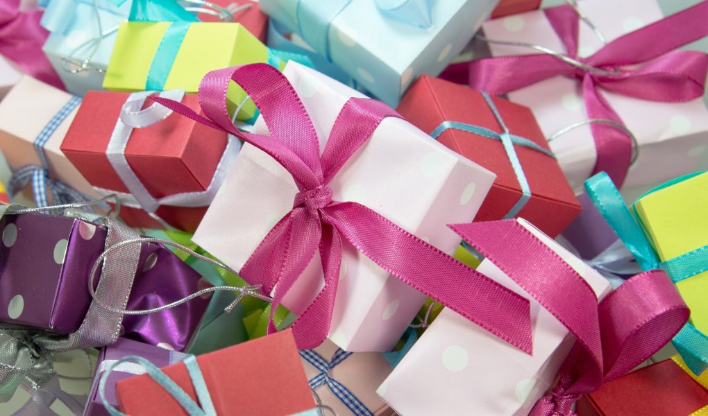 1st Birthday Gift Guide wrapped presents