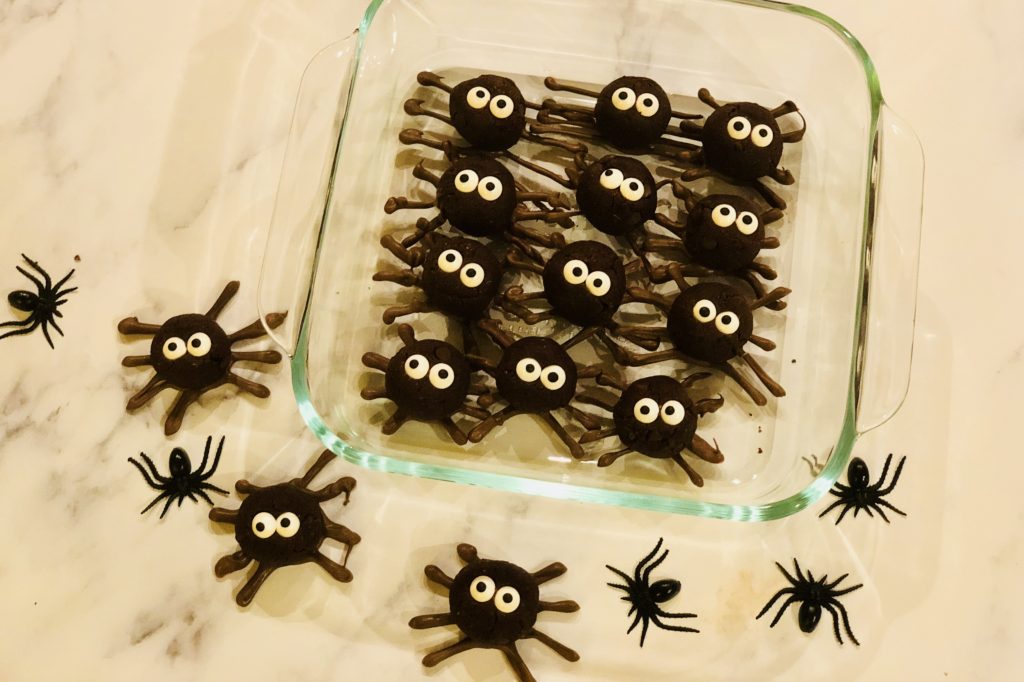Healthy, Festive Halloween Party Treats: Options You Can Bring that Won't Ruin Your Diet