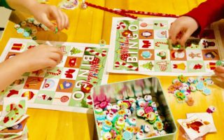 Holiday Picture Bingo: Free Printable with 8 Cards and flashcards for school parties, room moms, family fun