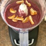 Red Superfood Antioxidant Smoothie Bowl: Beet-pomegranate-flaxseed powerhouse breakfast #cleaneating #breakfastrecipes #smoothie #smoothiebowl