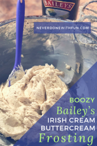 Bailey's Irish Cream Boozy Buttercream Frosting #dessert #frosting #cakedecorating #cupcakes