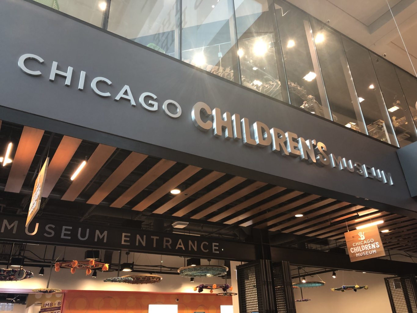 Family Field Trip: Chicago Children's Museum at Navy Pier | A parent's guide to exploring Chicago's highlights | Tips for making the most of your visit #chicago #navypier #travelwithkids #kidactivities