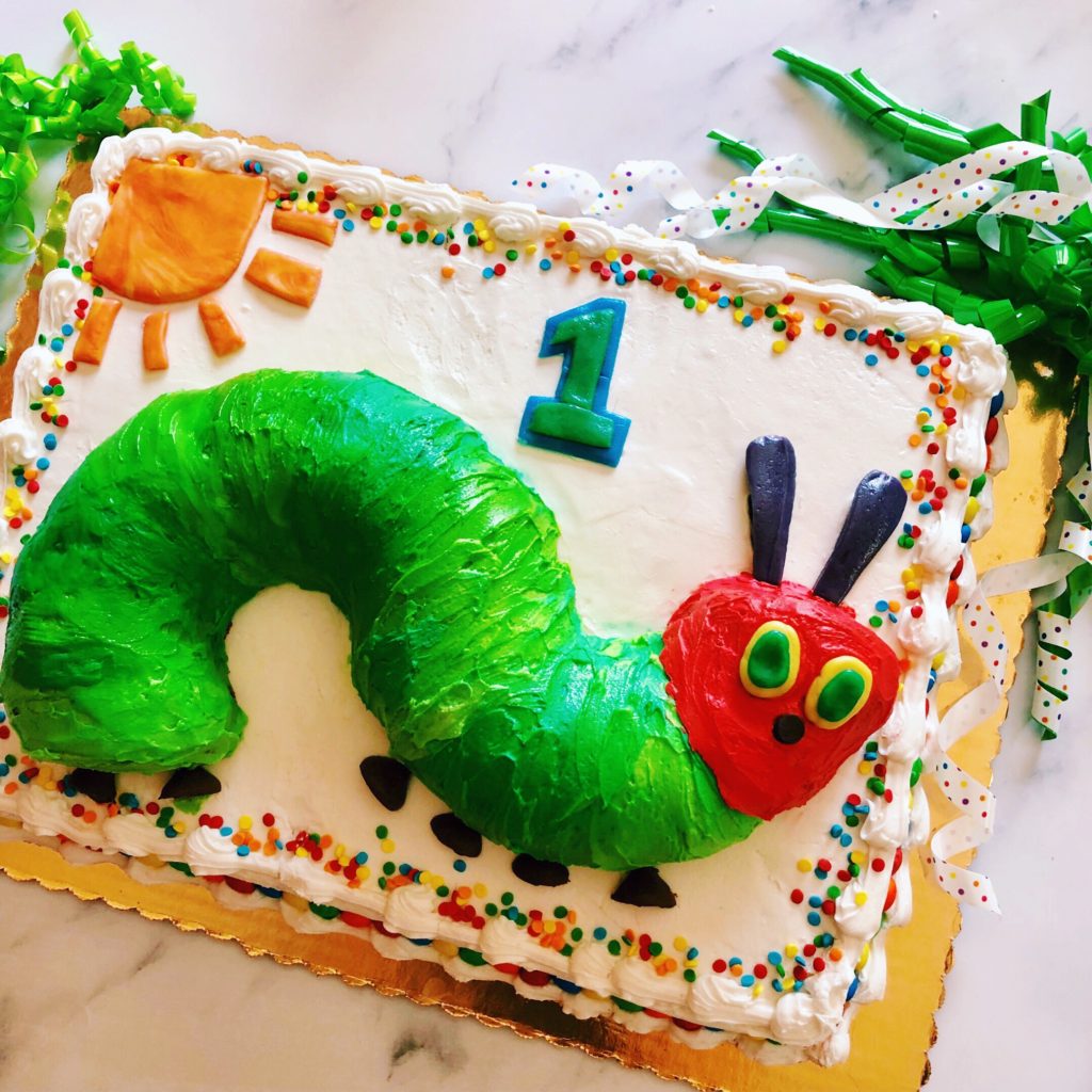 Very Hungry Caterpillar Bundt Cake step-by-step tutorial for semi-homemade cake success. No fondant or decorating tips required! Perfect for 1st birthday or baby shower #veryhungrycaterpillar #cakedecorating #partyinspiration #kidparty